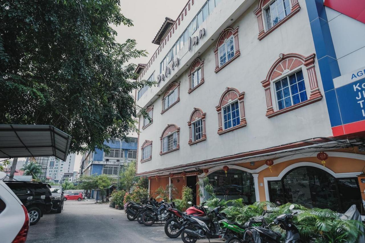 Reddoorz Near Nagoya Hill Mall Batam 5 Eksteriør bilde