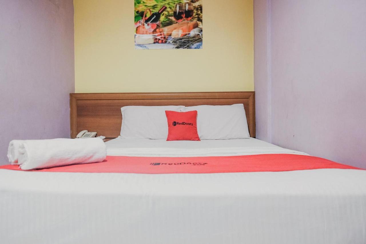 Reddoorz Near Nagoya Hill Mall Batam 5 Eksteriør bilde